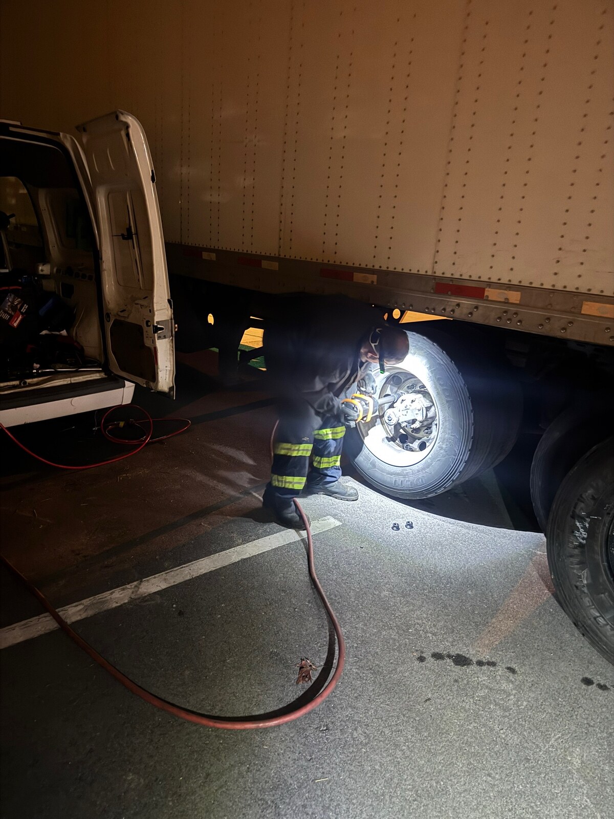 24/7 Roadside Assistance: What's Actually Included?